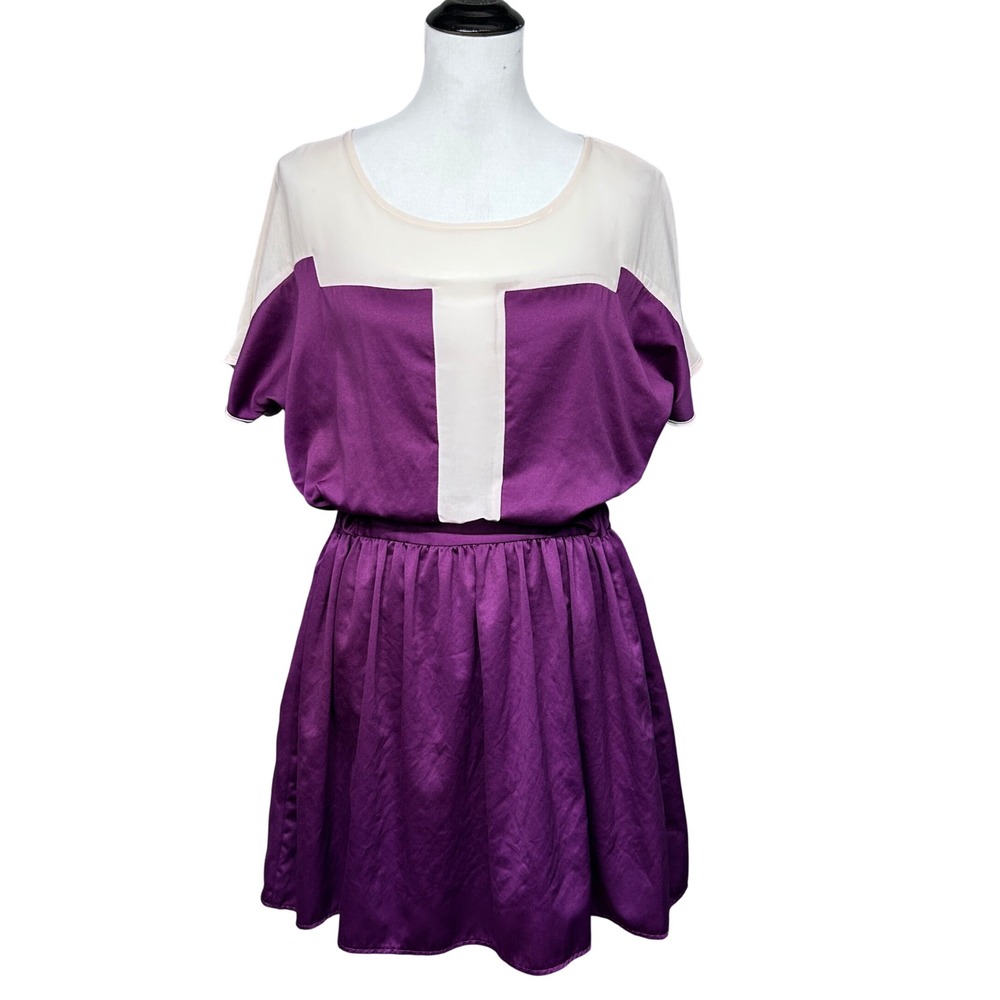 Romeo & Juliet Couture Dress Women Medium Ivory Purple NWT Crepe Georgette Mini